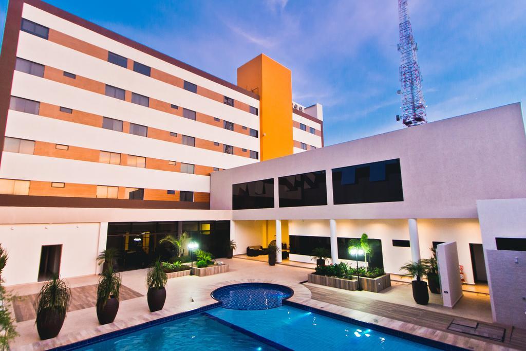 Megal Suites Hotel Ciudad del Este Buitenkant foto