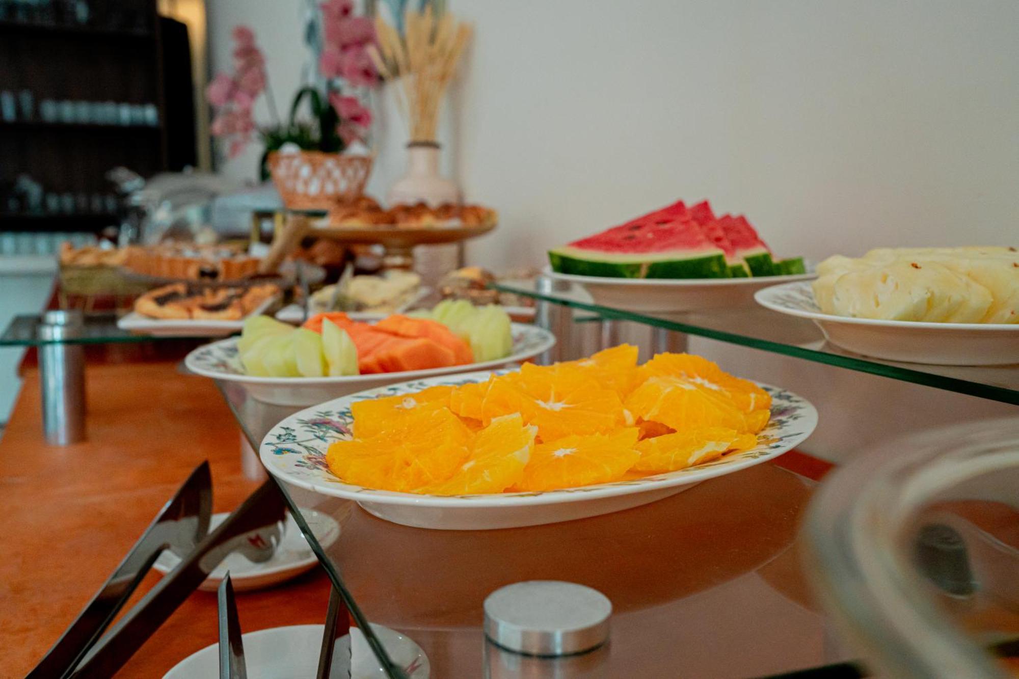 Megal Suites Hotel Ciudad del Este Buitenkant foto