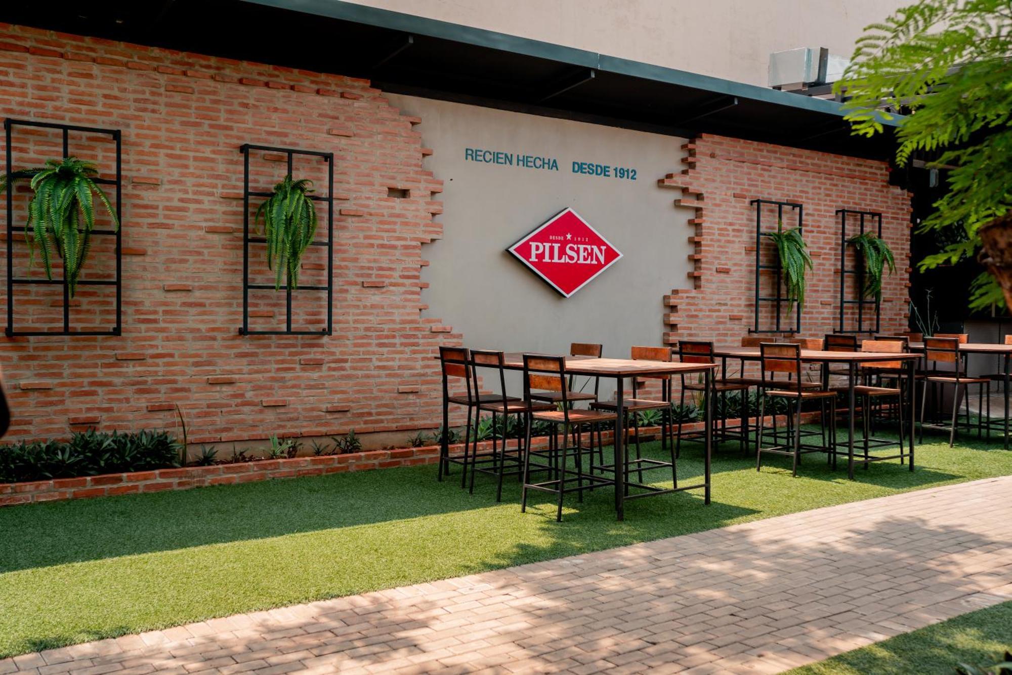 Megal Suites Hotel Ciudad del Este Buitenkant foto
