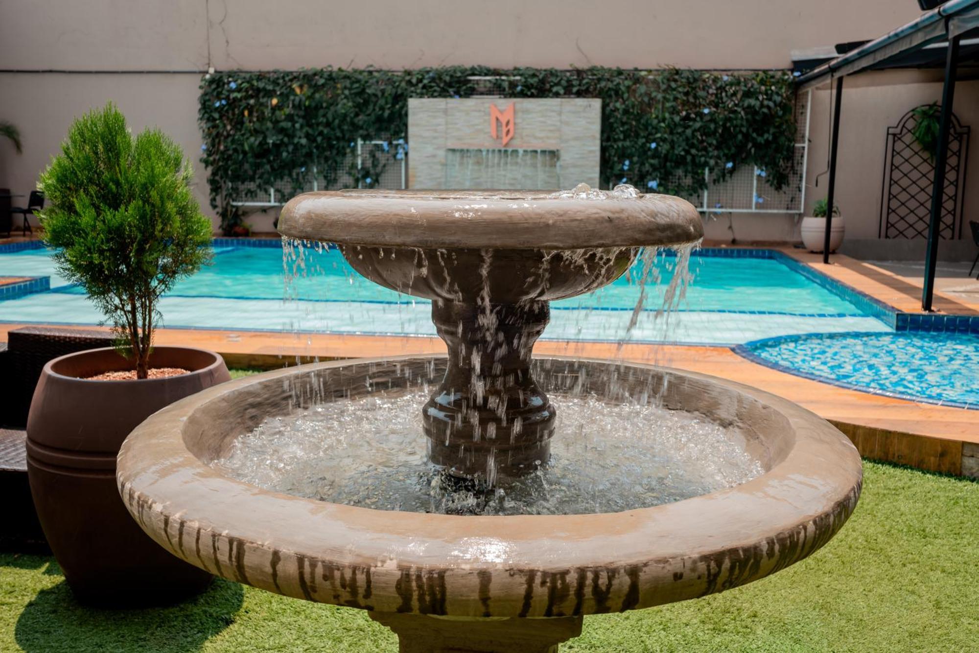 Megal Suites Hotel Ciudad del Este Buitenkant foto