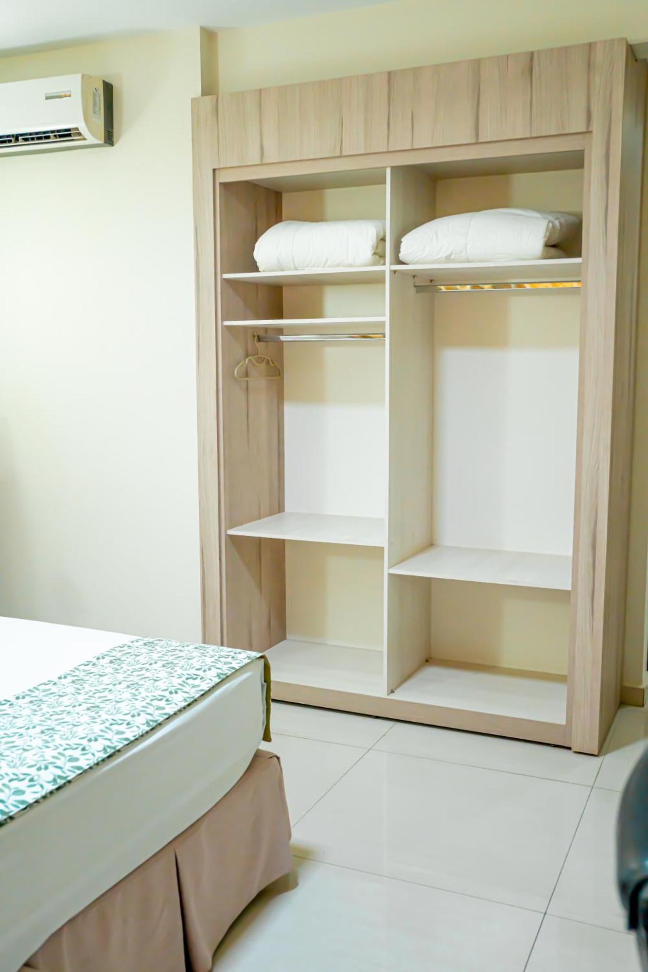 Megal Suites Hotel Ciudad del Este Buitenkant foto