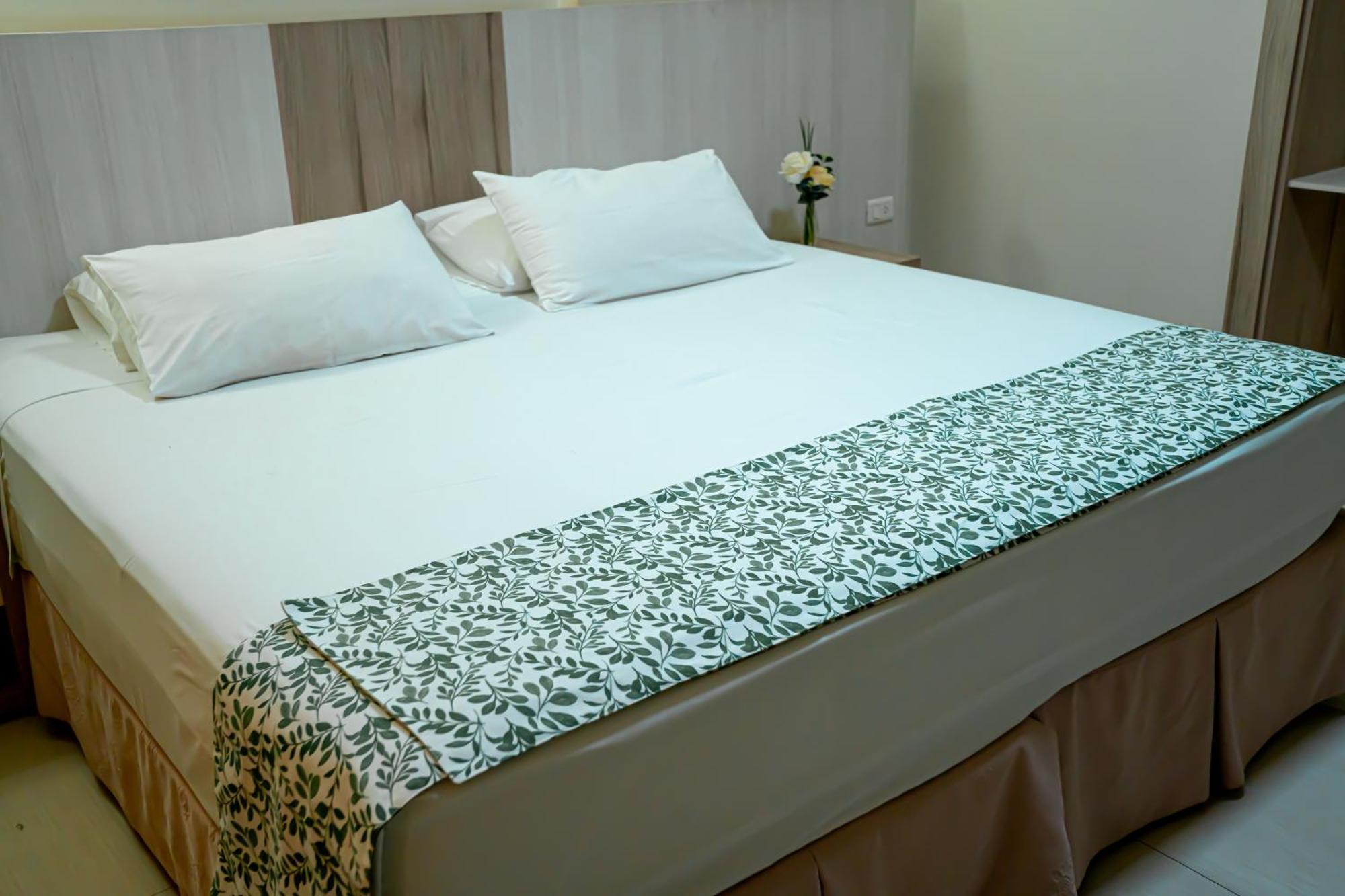 Megal Suites Hotel Ciudad del Este Buitenkant foto